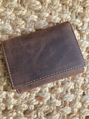 New: Paul & Taylor Trifold Wallet. Hand Crafted Leather. RFID.
